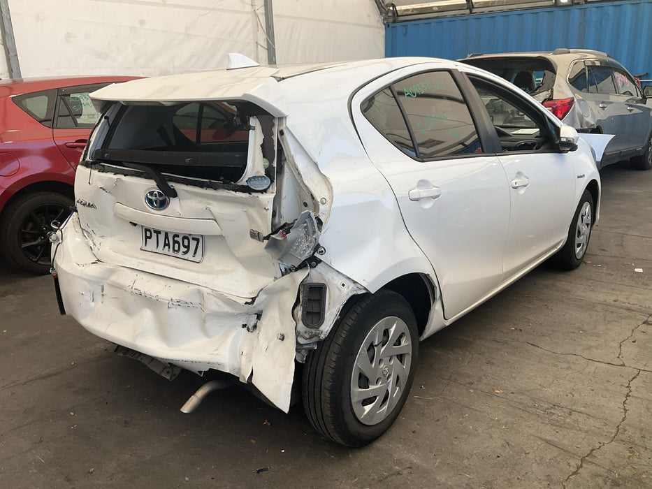 2017 Toyota Aqua Hybrid NHP10 6180 - Used parts for sale
