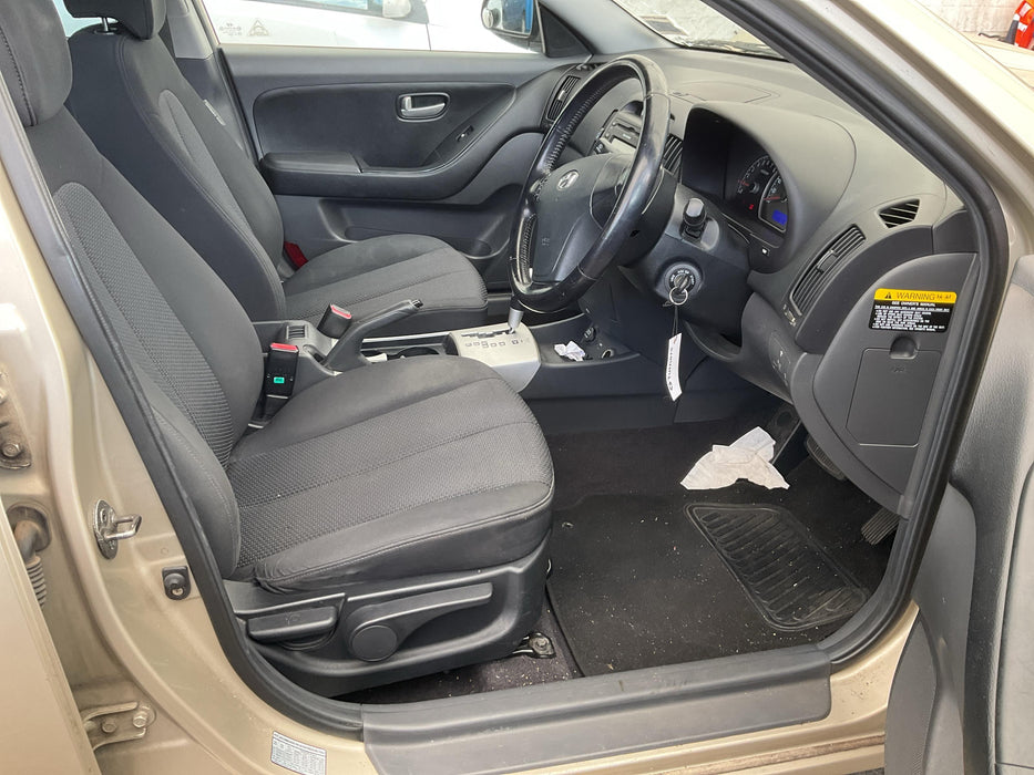 2007 Hyundai Elantra  XD 6009 - Used parts for sale