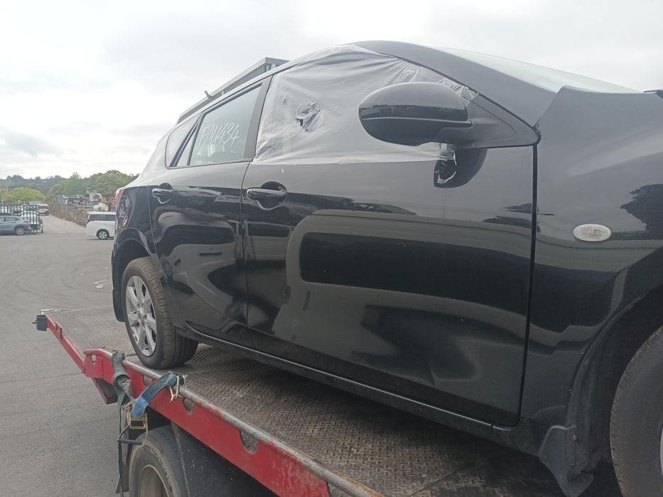 2009 Mazda 3 BL ~ NZ SPORTHATCH GLX 2.0  5425 - Used parts for sale