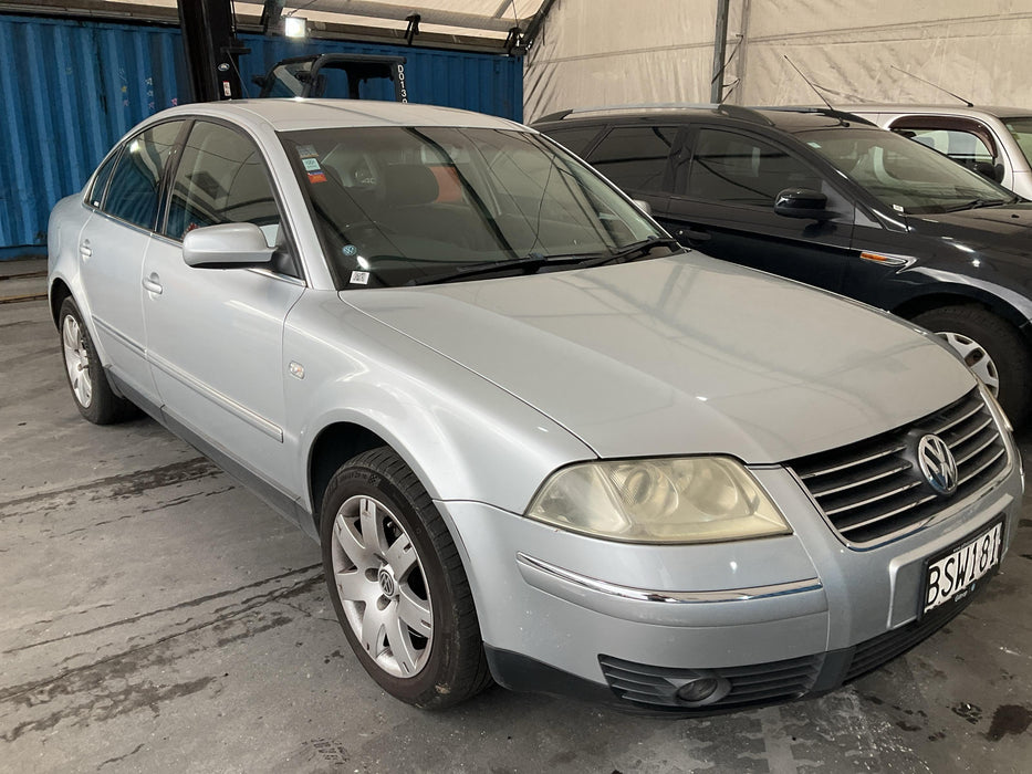 2003, Volkswagen, Passat, 2.8 V6 4MOTION 4DR