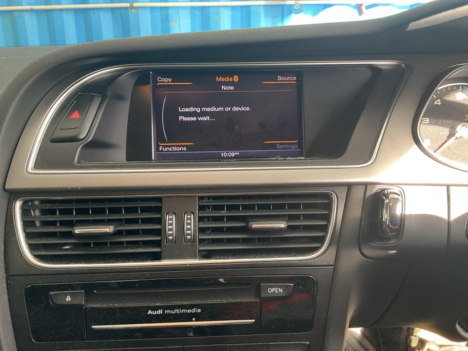 2012 Audi A4 Avant  5004 - Used parts for sale