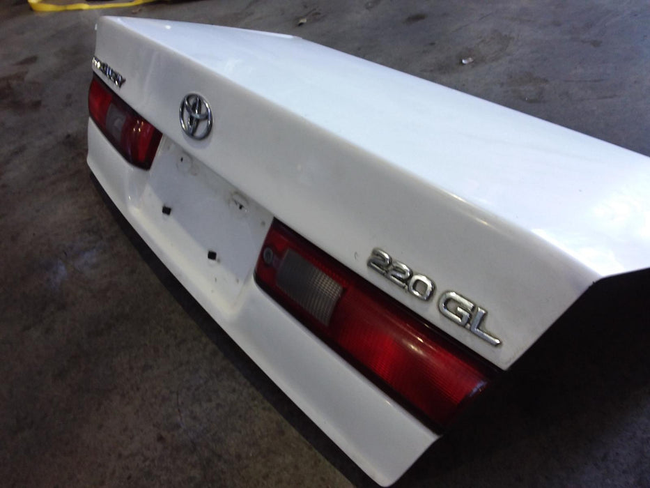 Toyota Camry Gracia  Bootlid/Tailgate