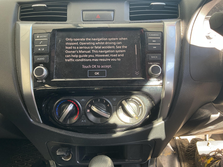 2021 Nissan Navara SL 2.3D/7AT  5017 - Used parts for sale