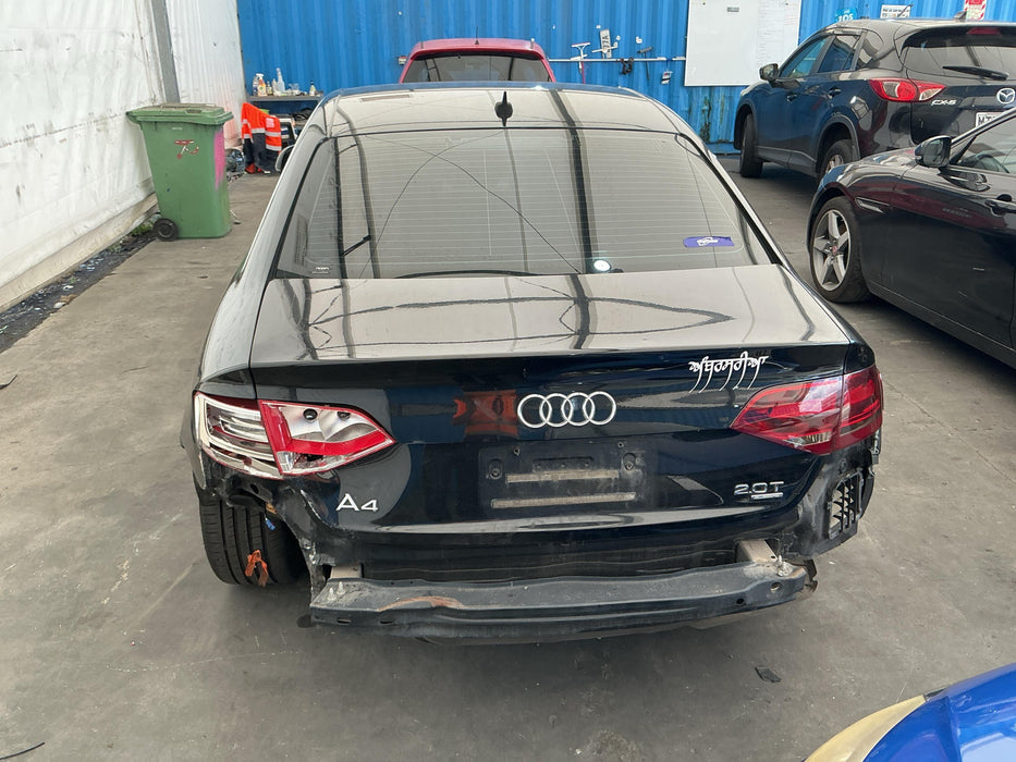 2009 Audi A4   6055 - Used parts for sale