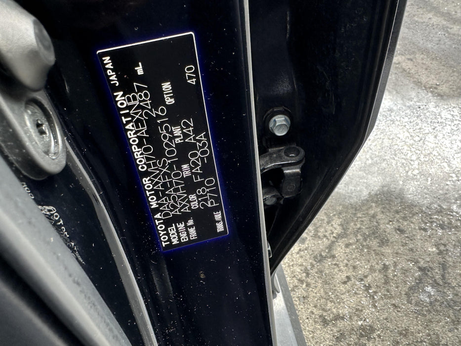 2018 Toyota Camry Hybrid  5099 - Used parts for sale