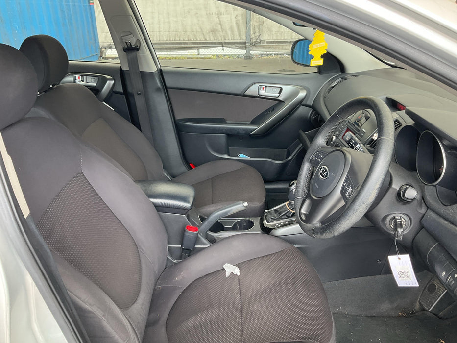 2010 Kia Cerato 2.0 PETROL AUTO LX  5473 - Used parts for sale