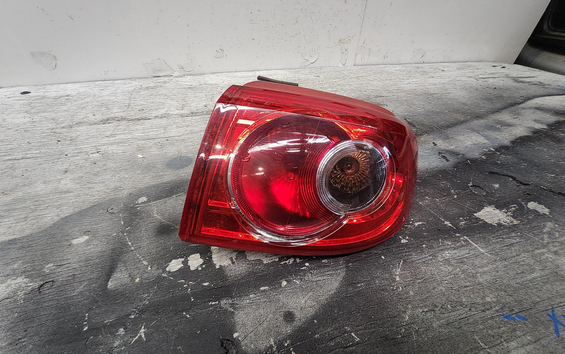 2005 Mazda 2 DY 2 Right Taillight