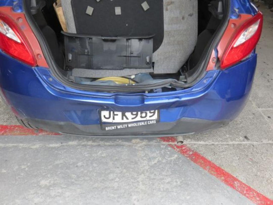 2010 Mazda 2 Demio DE  5711 - Used parts for sale