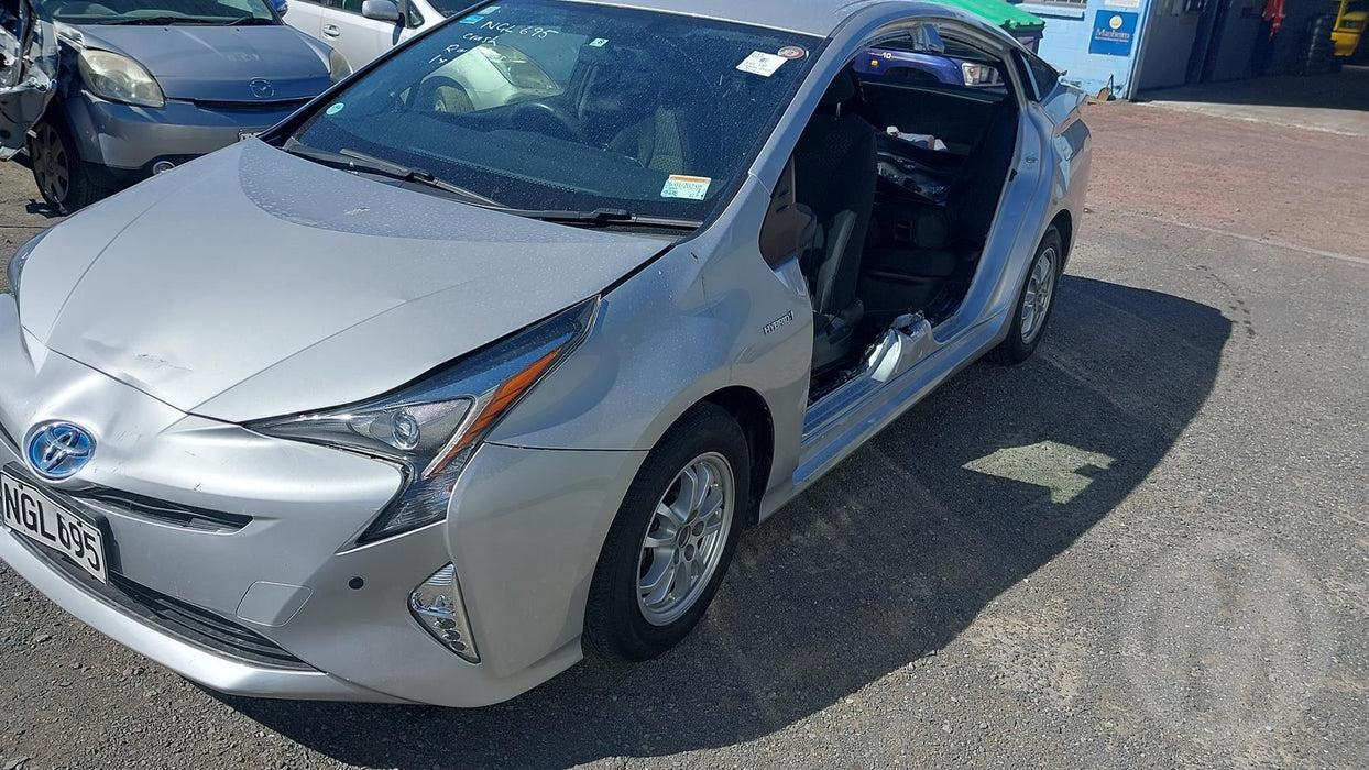 2017 Toyota Prius Hybrid W50 5950 - Used parts for sale