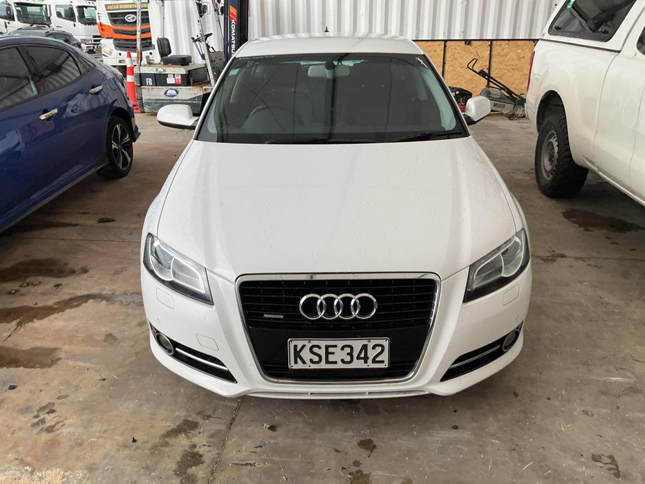 2011, Audi, A3, WAUZZZ8P4BA128786