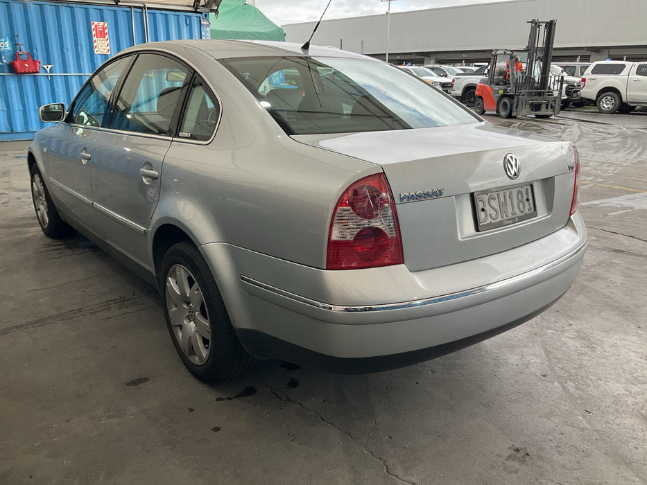 2003, Volkswagen, Passat, 2.8 V6 4MOTION 4DR