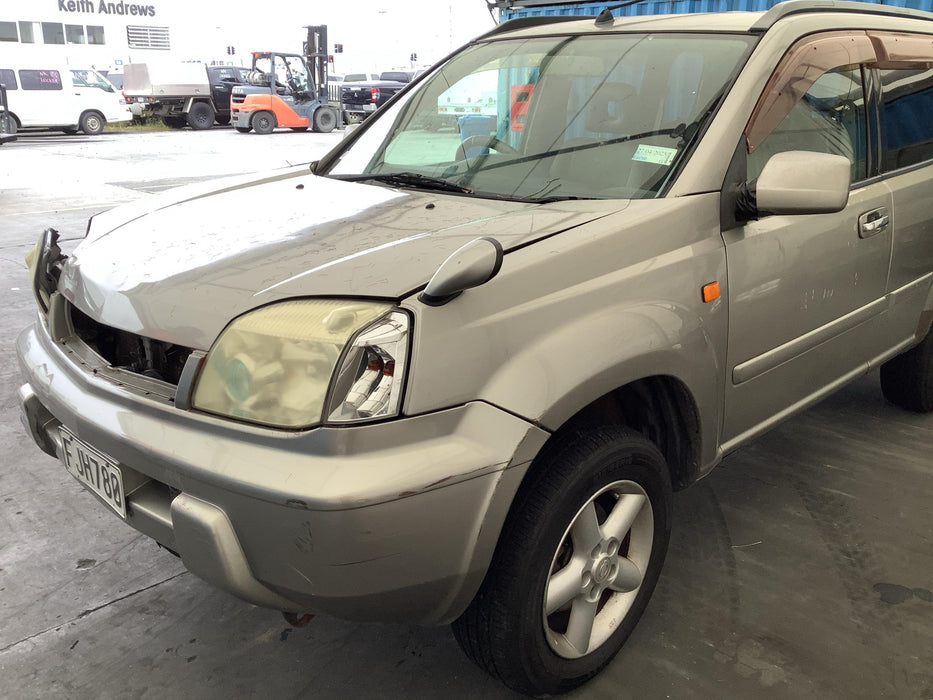 2001 Nissan X-Trail   5665 - Used parts for sale