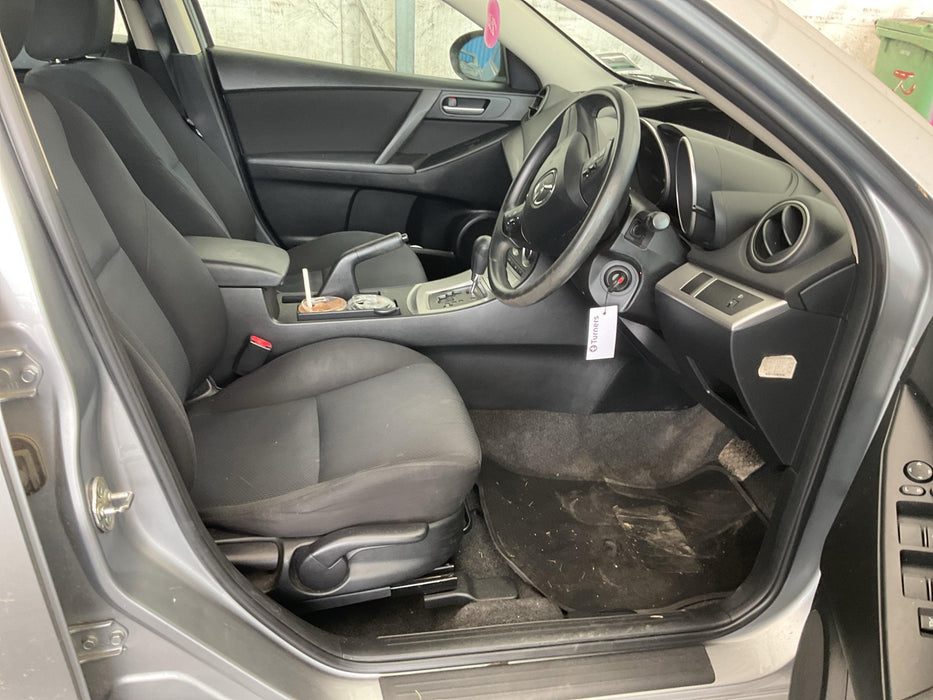 2011 Mazda Axela BL    5731 - Used parts for sale