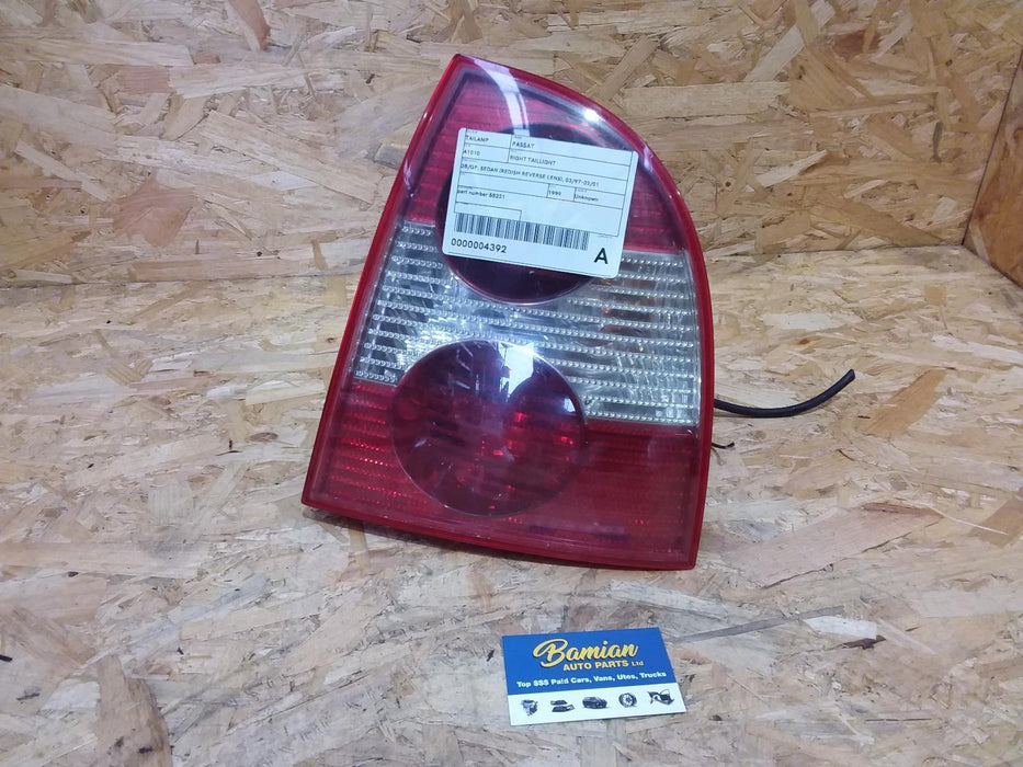 Volkswagen Passat Passat  Right Taillight