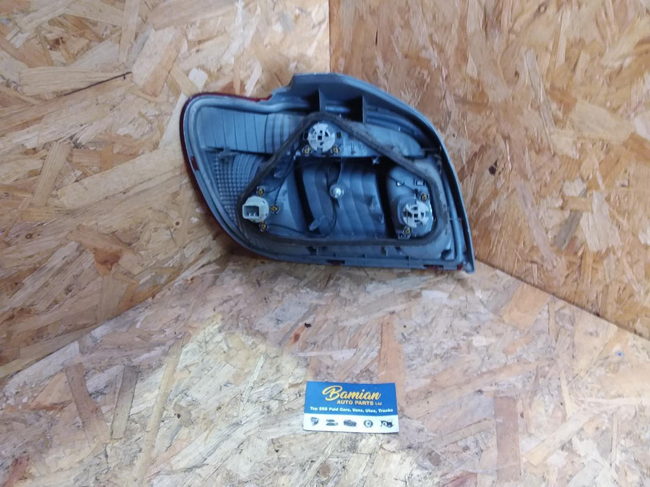 2004 Toyota Echo Vitz  Right Taillight