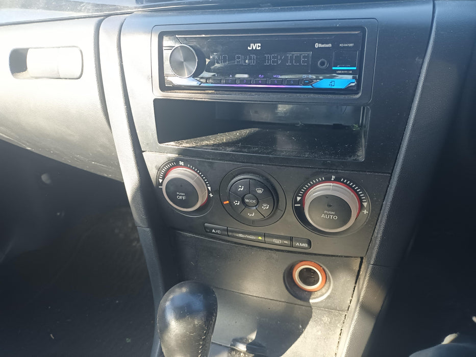 2004 Mazda 3 Axela BK  Heater Controls