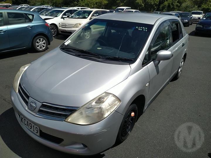 2011, Nissan, Tiida, SC11, SC11-305202