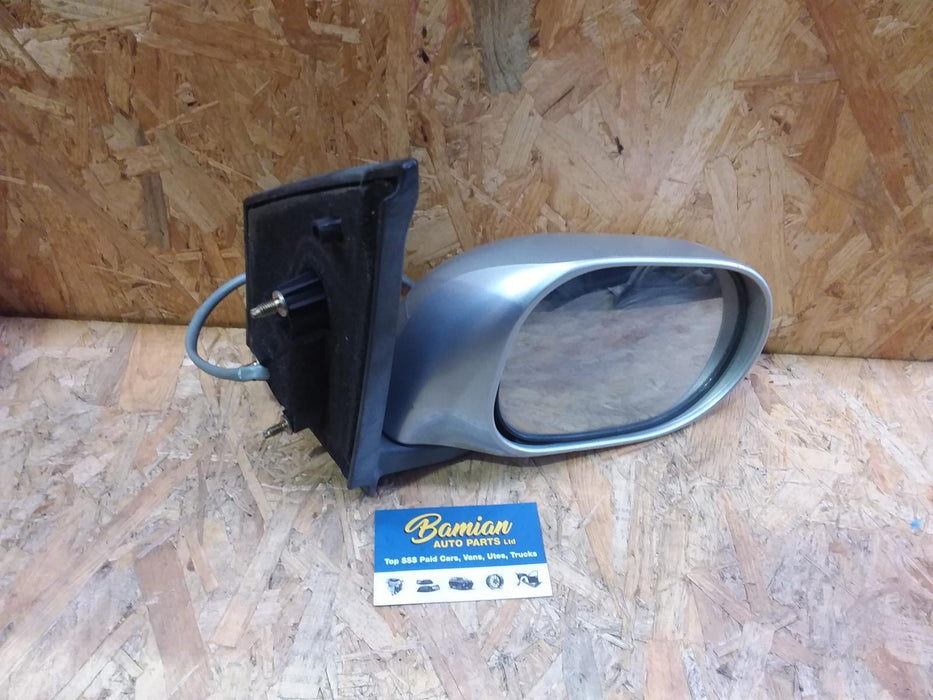 Nissan Note Note  Right Door Mirror