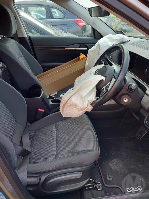 2023 Kia Seltos LX 2.0P/IV  5710 - Used parts for sale