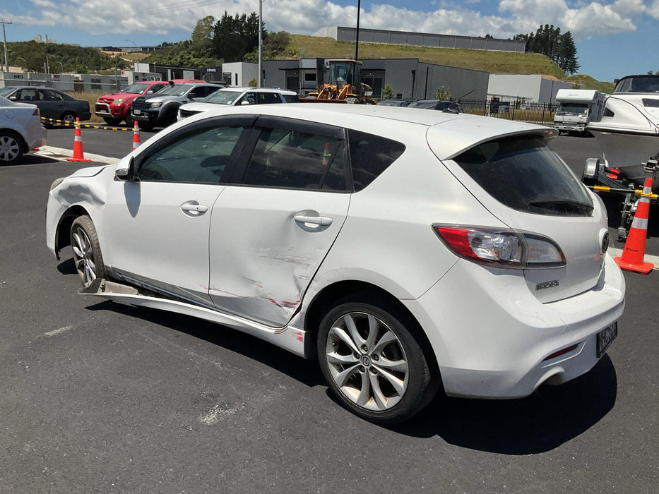 2011 Mazda Axela   5893 - Used parts for sale