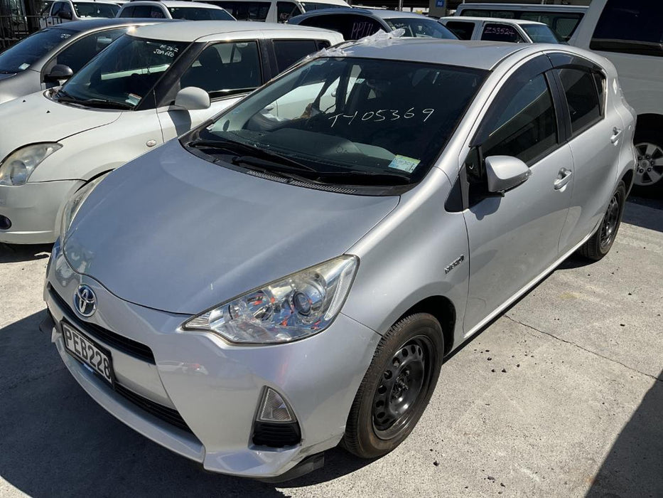 2014, Toyota, Prius, Aqua, NHP10-6352924