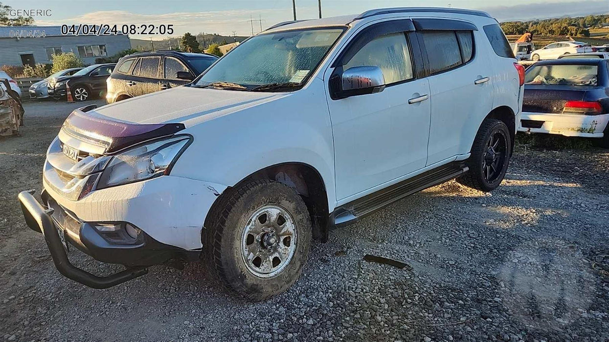 2015, Isuzu, Mu-X, 4WD AUTO 3.0D/4WD/5A