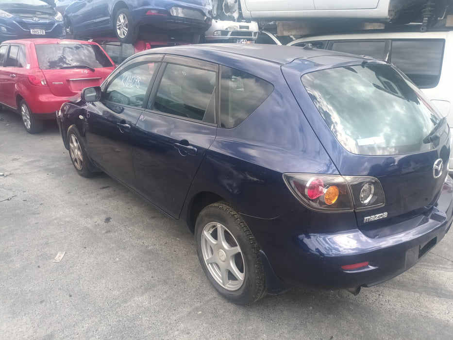 2005 Mazda 3 Axela Bk  5592 - Used parts for sale