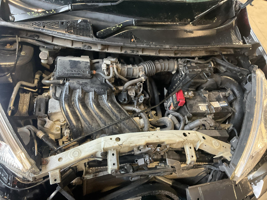 2013 Nissan Juke  I F15 6096 - Used parts for sale