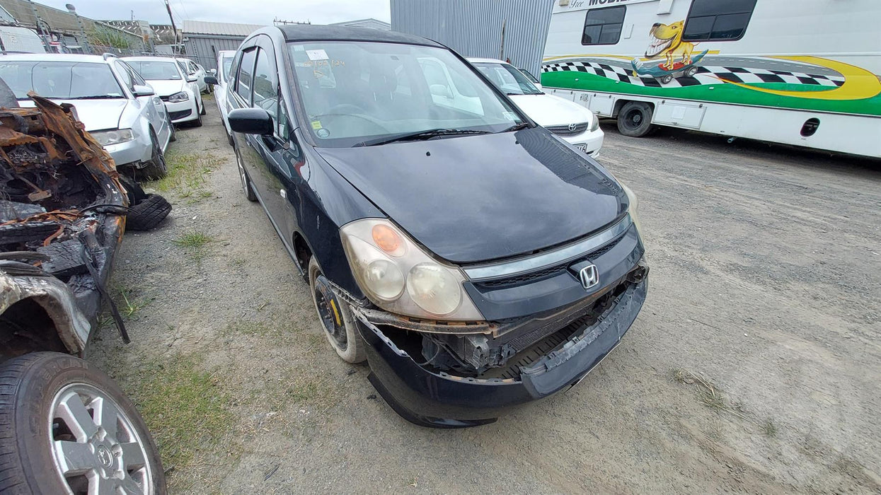 2004, Honda, Stream, ABSOLUTE, RN5-2001331