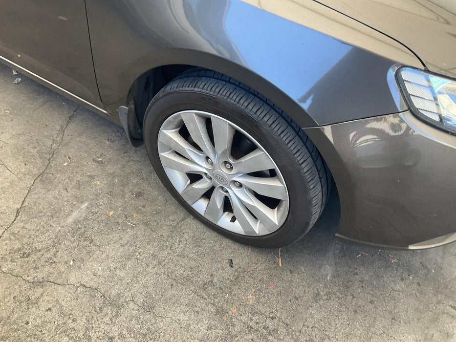 2009 Kia Cerato SLI TD 6143 - Used parts for sale