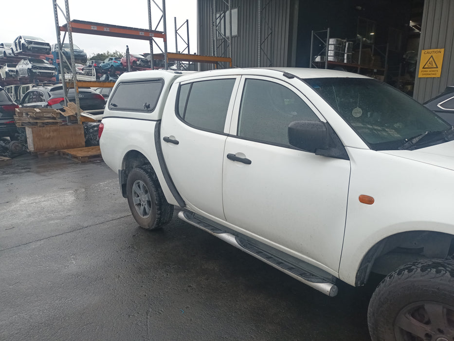 2009, Mitsubishi, Triton, 2.4P 2WD DBLE CAB M