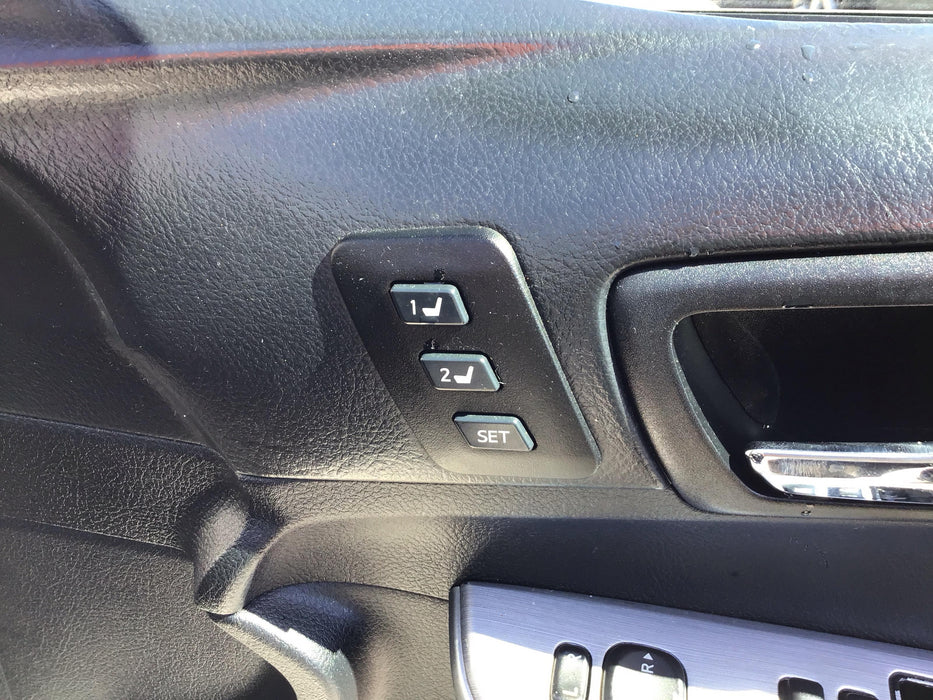 2015 Toyota Camry Hybrid XV50 5822 - Used parts for sale