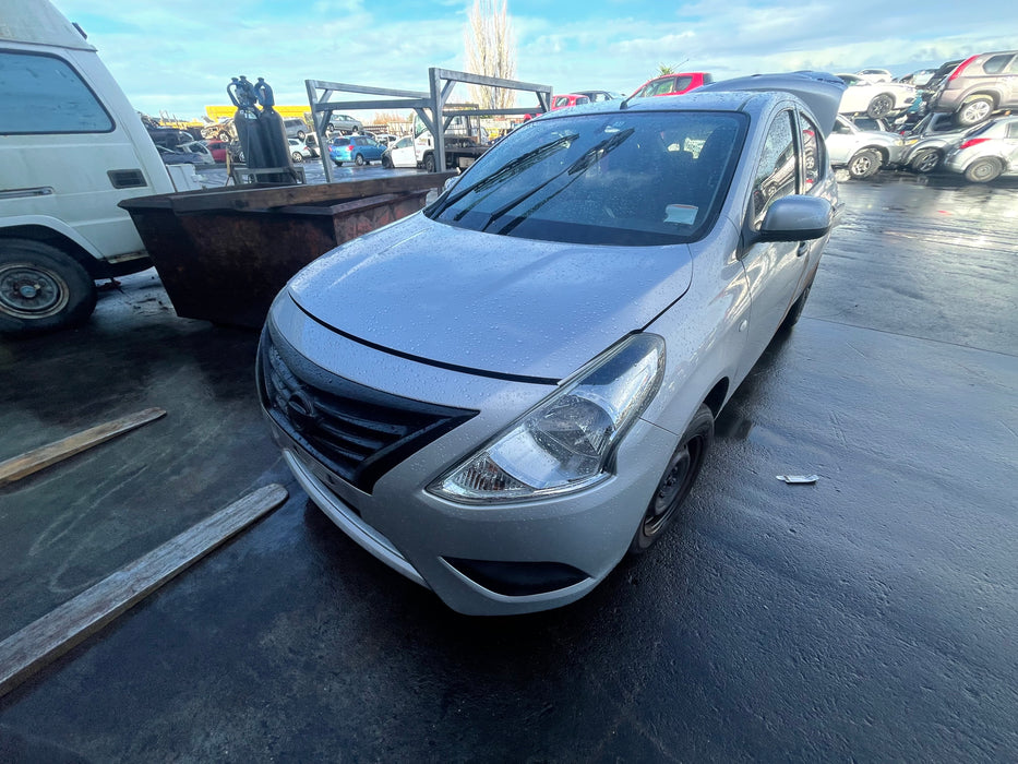 2014, Nissan, Tiida, N17-702471