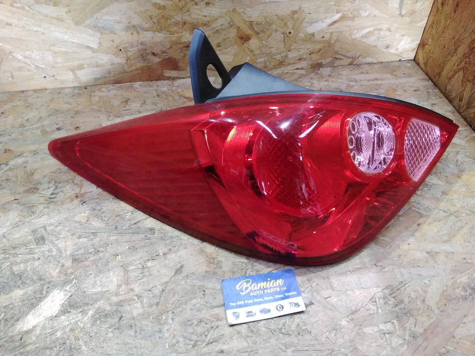 Nissan, Tiida, Left Taillight