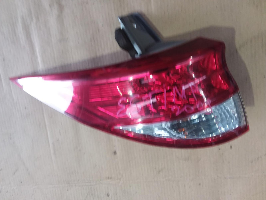 Toyota, Estima, Left Taillight