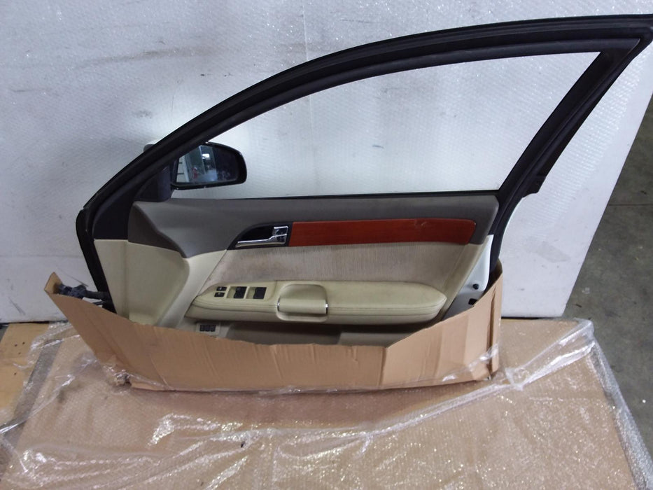 Nissan, Fuga, Right Front Door