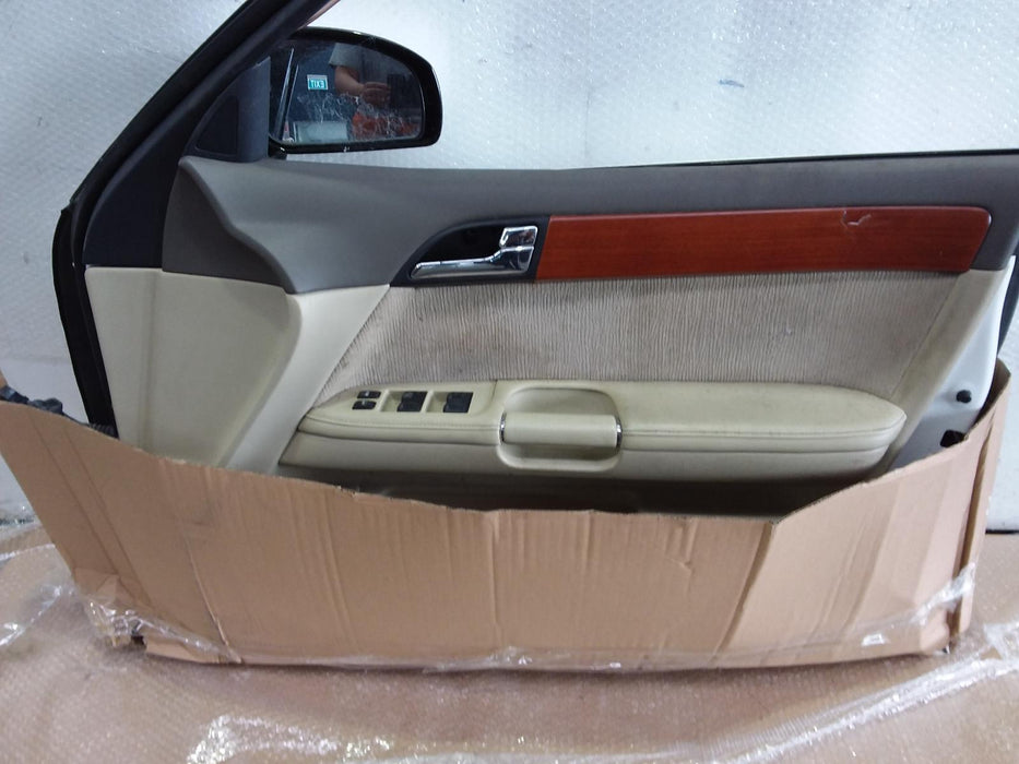 Nissan, Fuga, Right Front Door