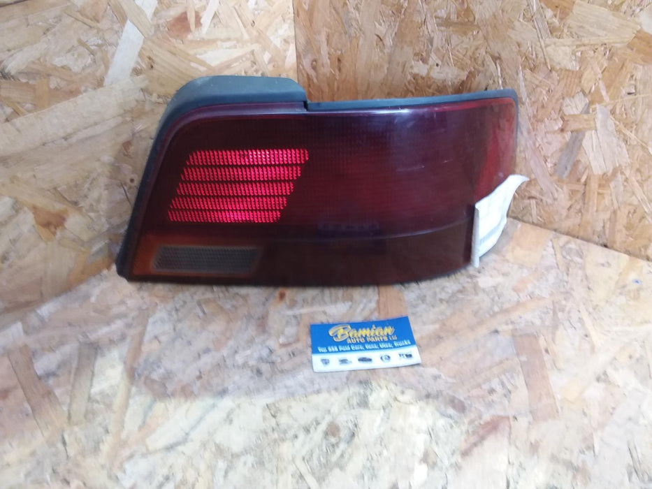 2000, Toyota, Vista, Right Taillight