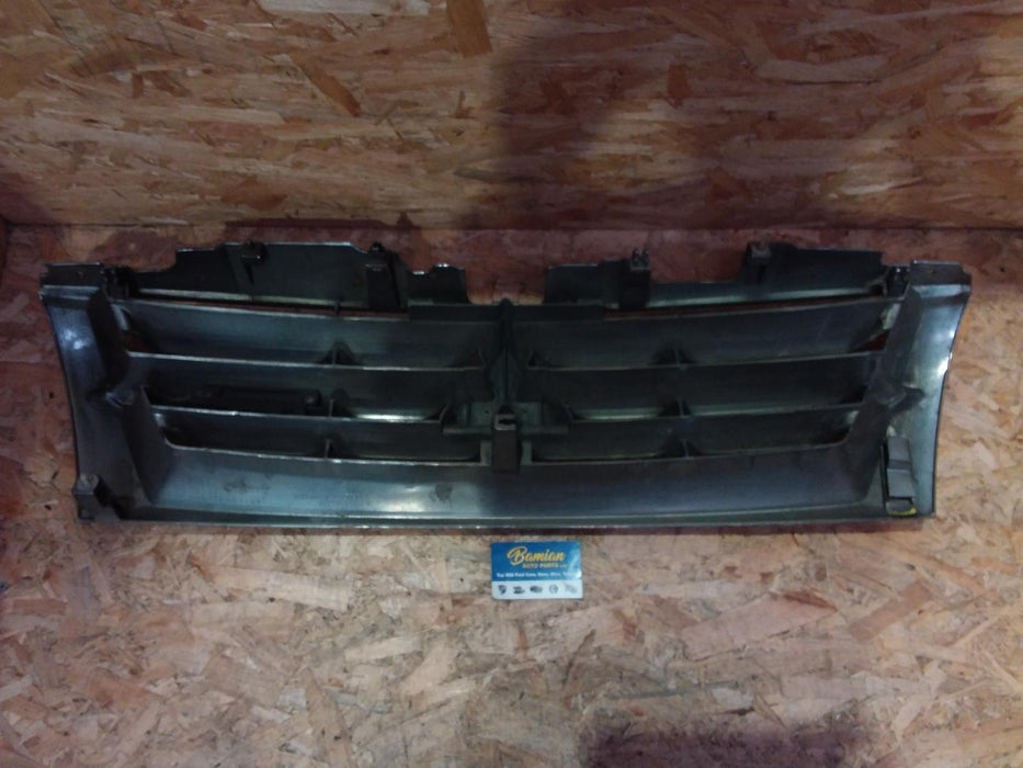 Mitsubishi, Pajero, Grille