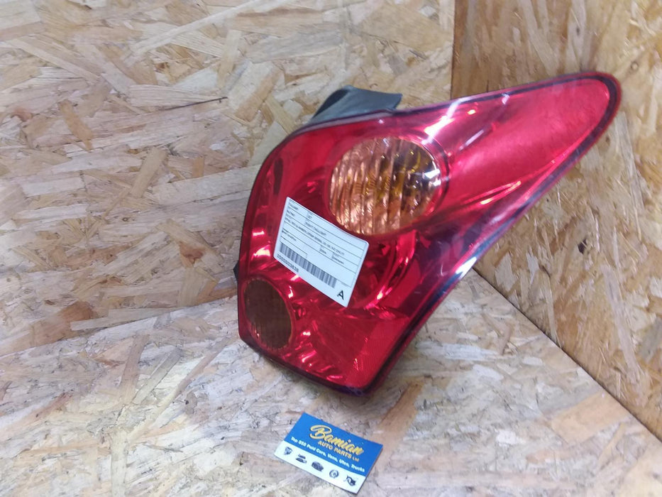 Toyota, Ist, Right Taillight