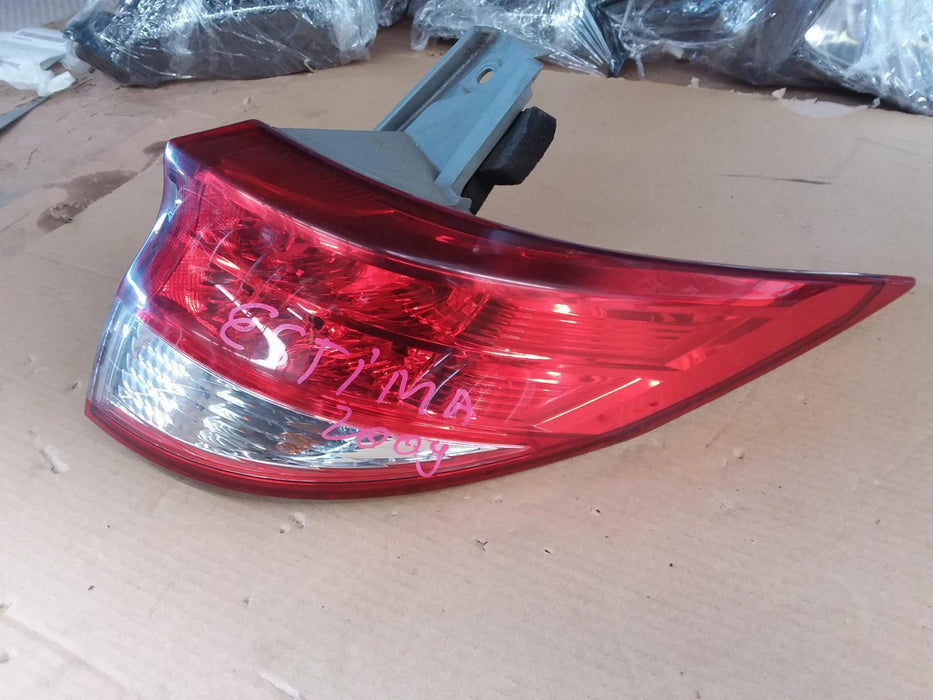 Toyota, Estima, Right Taillight