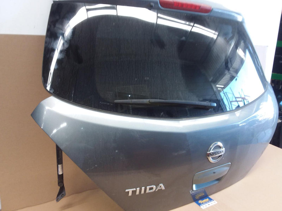 Nissan, Tiida, Bootlid/Tailgate