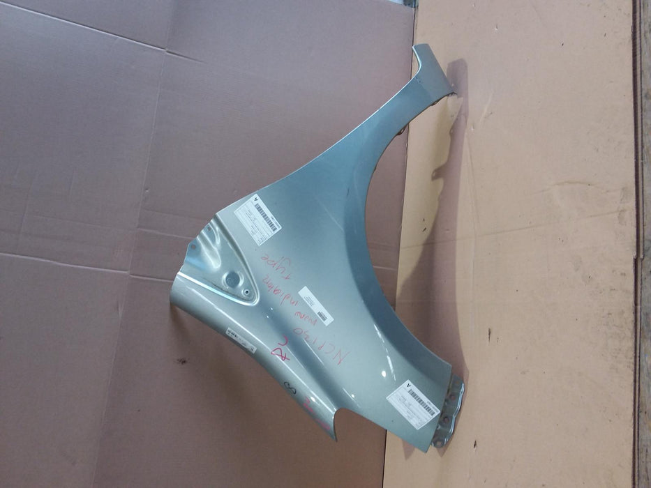 Toyota, Yaris, Vitz XP90, Left Guard