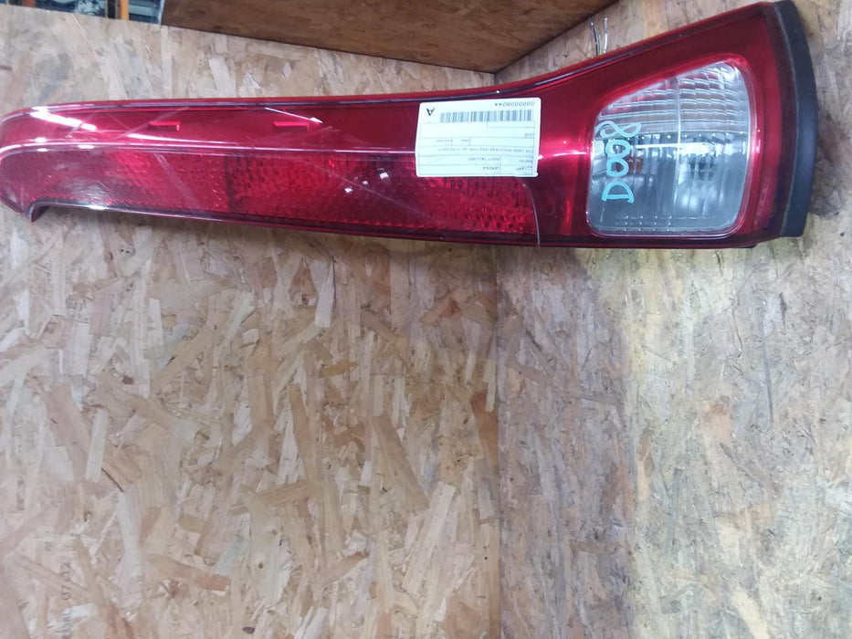 Nissan, Serena, Right Taillight