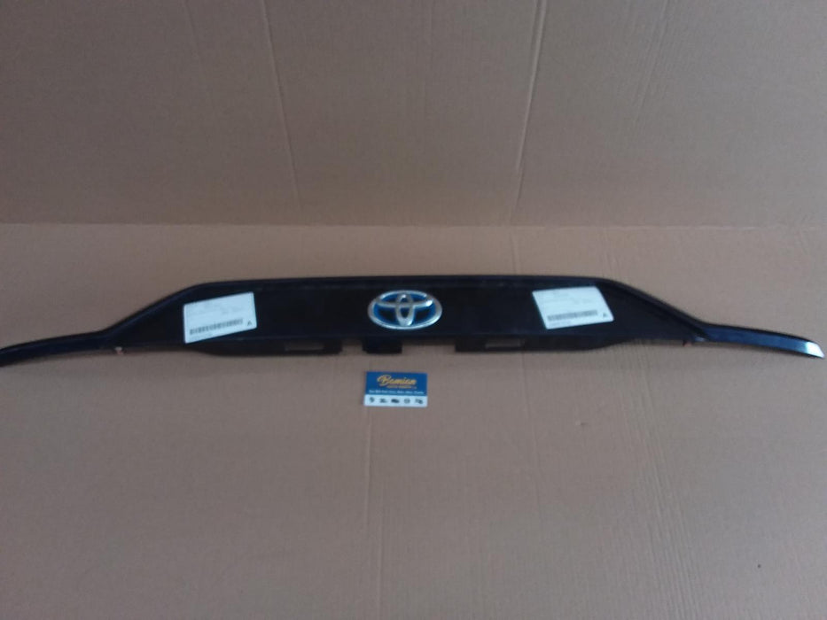 Toyota, RAV4, Rear Garnish