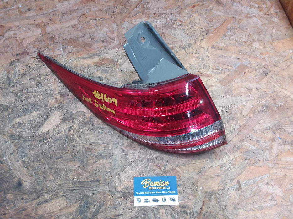 Toyota, Estima, Left Taillight