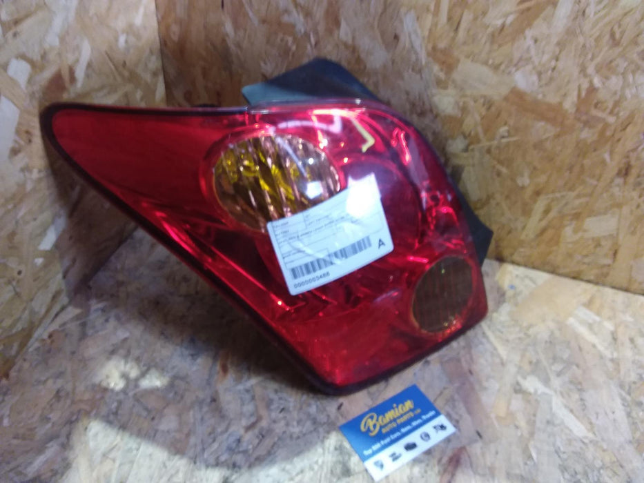 Toyota, Ist, Left Taillight